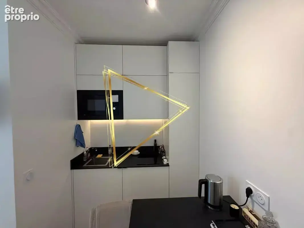 Studio refait à neuf au pied de Montmartre ! - photo 9