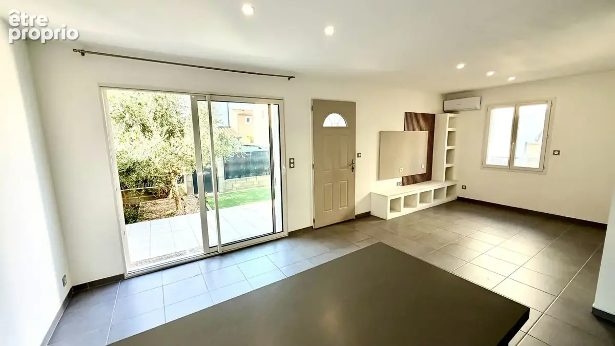 Villa dans résidence sécurisé, ouest de Carpentras. - photo 5