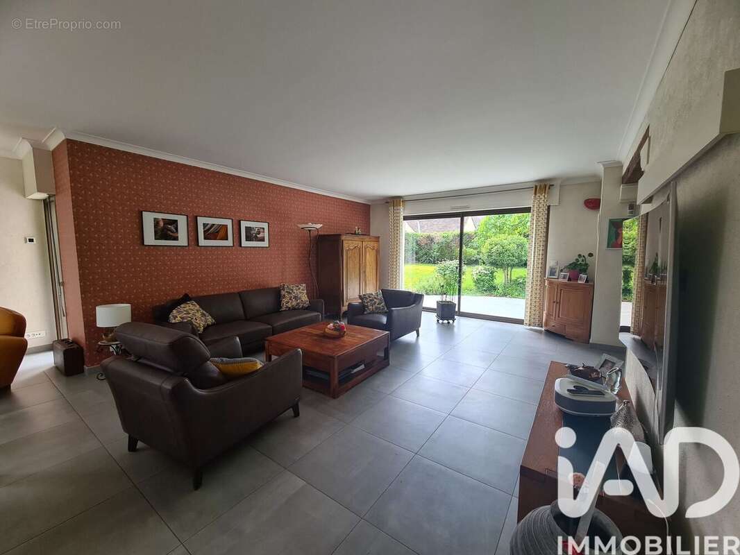 Photo 4 - Maison à YVRE-L'EVEQUE