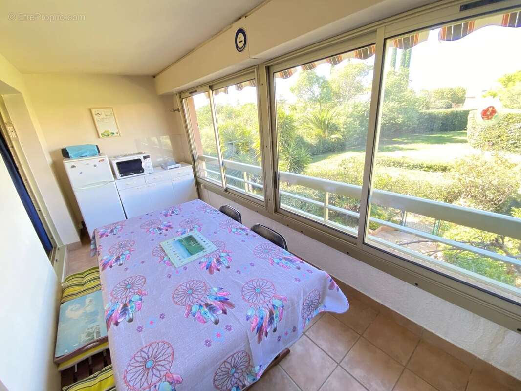 Appartement à LA LONDE-LES-MAURES