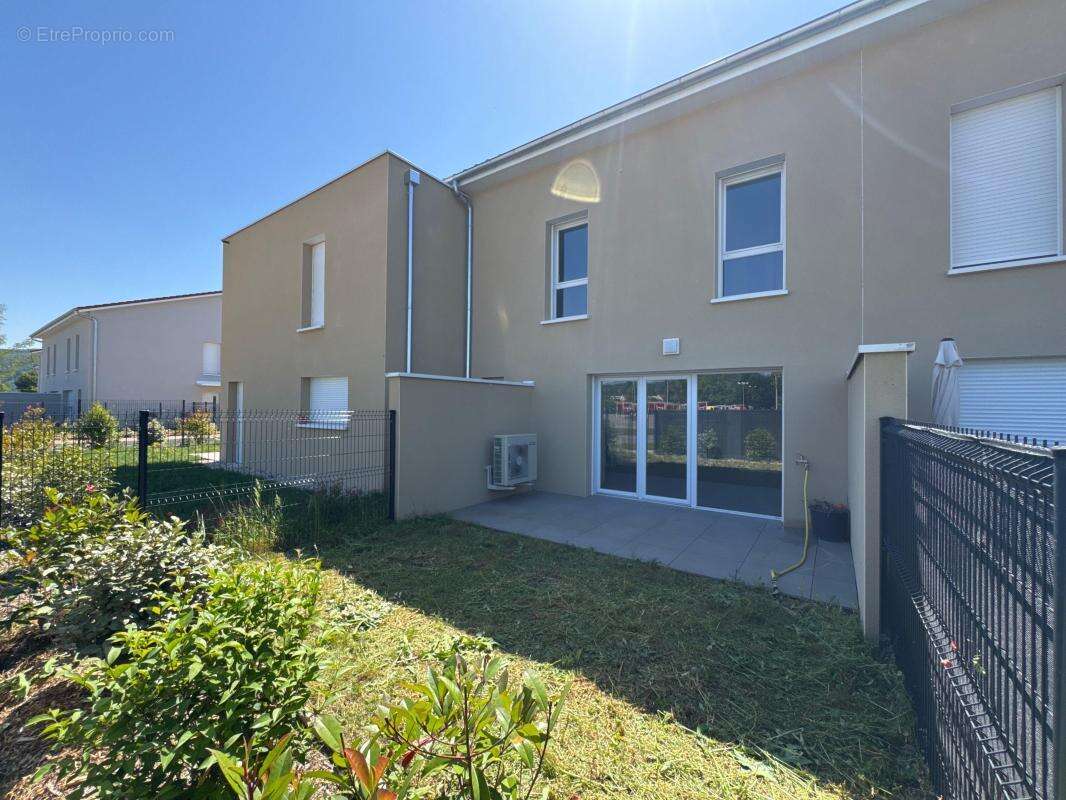 Appartement à VILLEMOIRIEU