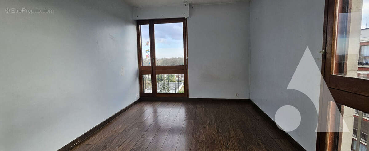 Appartement à RIS-ORANGIS