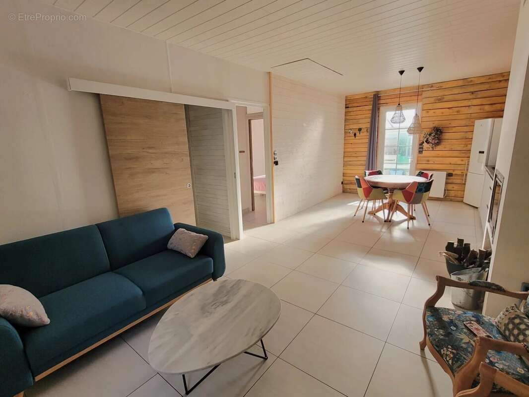 Maison à SAINT-SEBASTIEN-D'AIGREFEUILLE