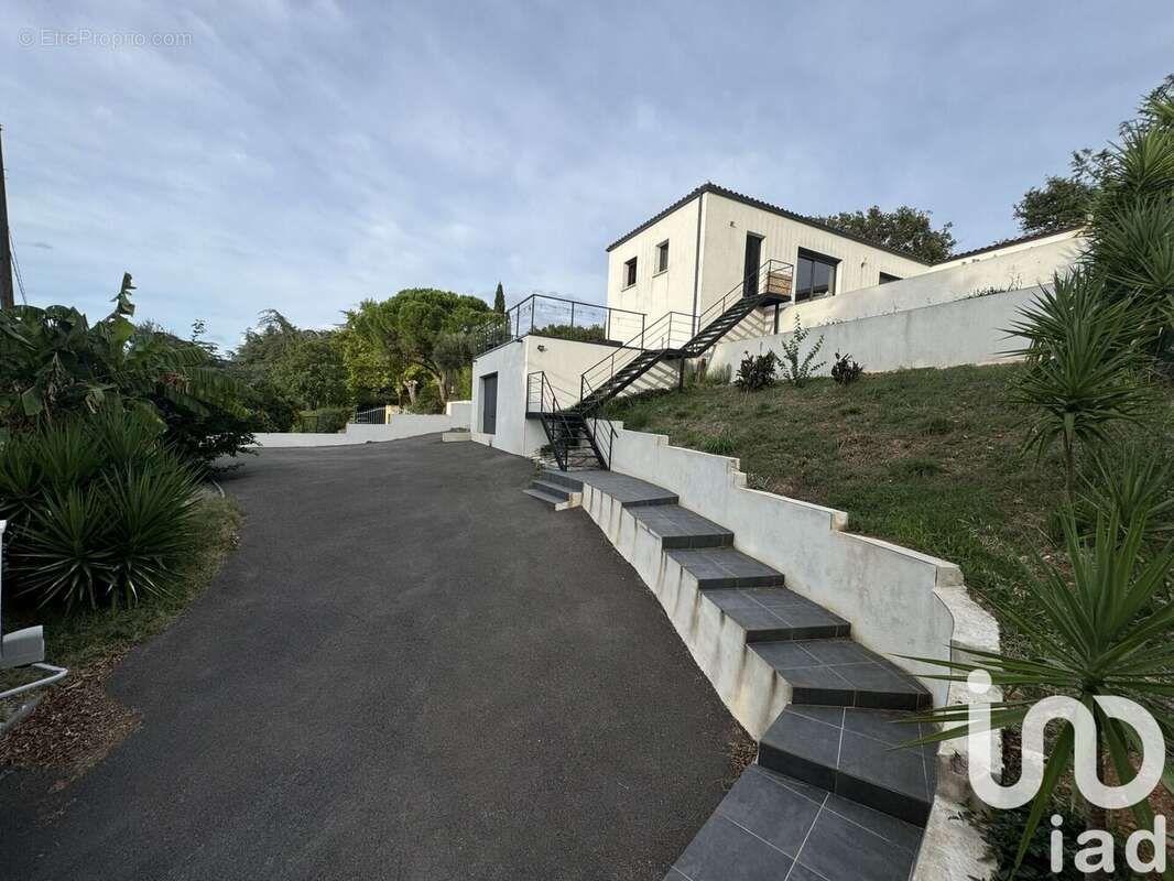 Photo 2 - Maison à VAUVERT