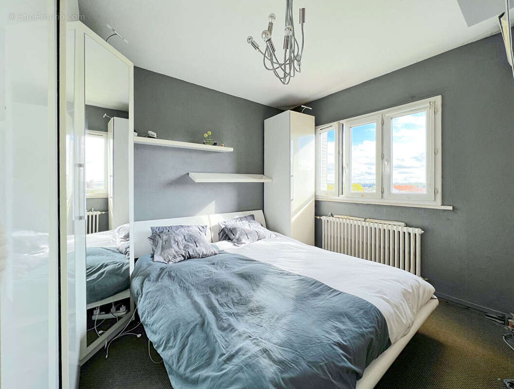 Appartement à SAINT-MAURICE-DE-BEYNOST