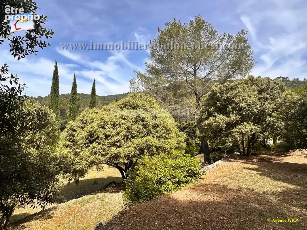 Sous-offre - evenos - villa t6 de 170 m² - terrain 4400 m² calme et arboré - piscine - garage - photo 14