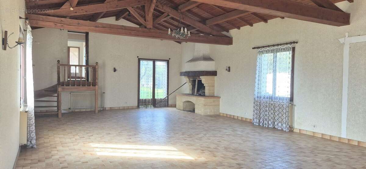 Maison à ROMEGOUX