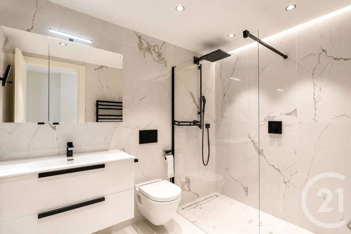 Appartement 126 m² à Roquebrune-Cap-Martin  - photo 13