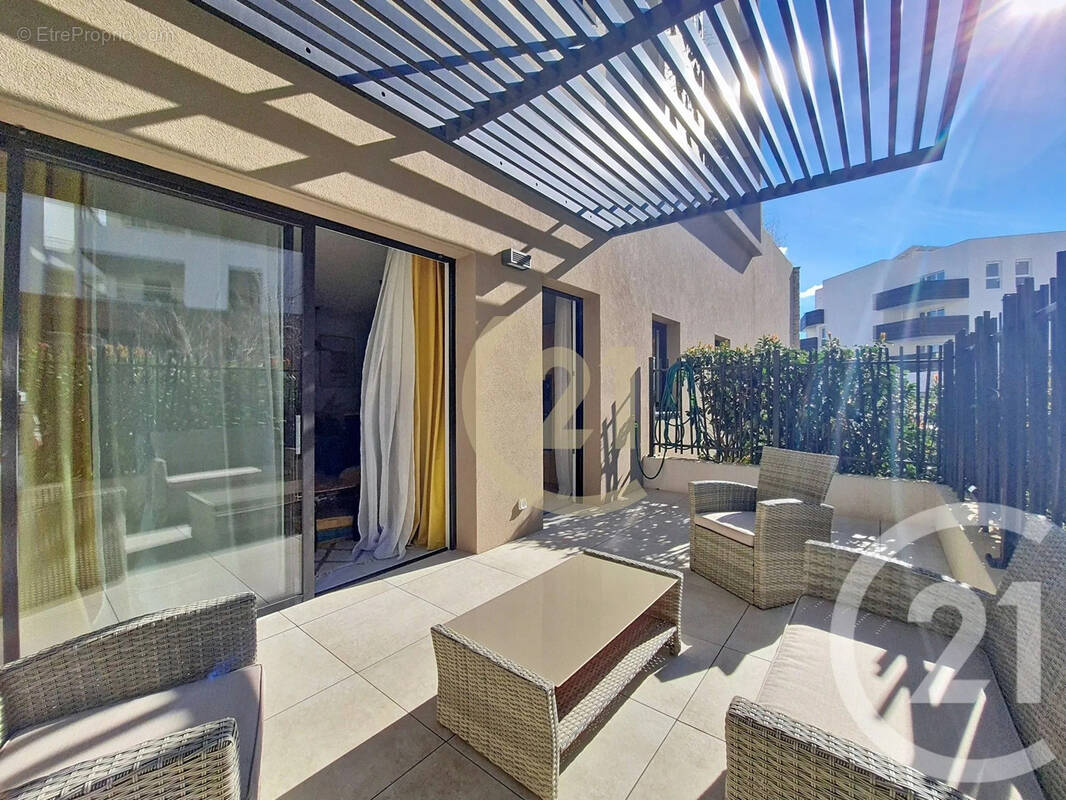 Appartement à SAINT-JEAN-DE-VEDAS