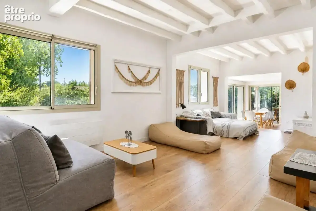 Maison de 7 pièces de 140 m² à Arès Emplacement d’exception - photo 5