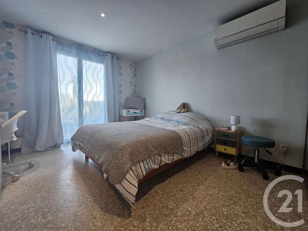 Maison à SIX-FOURS-LES-PLAGES