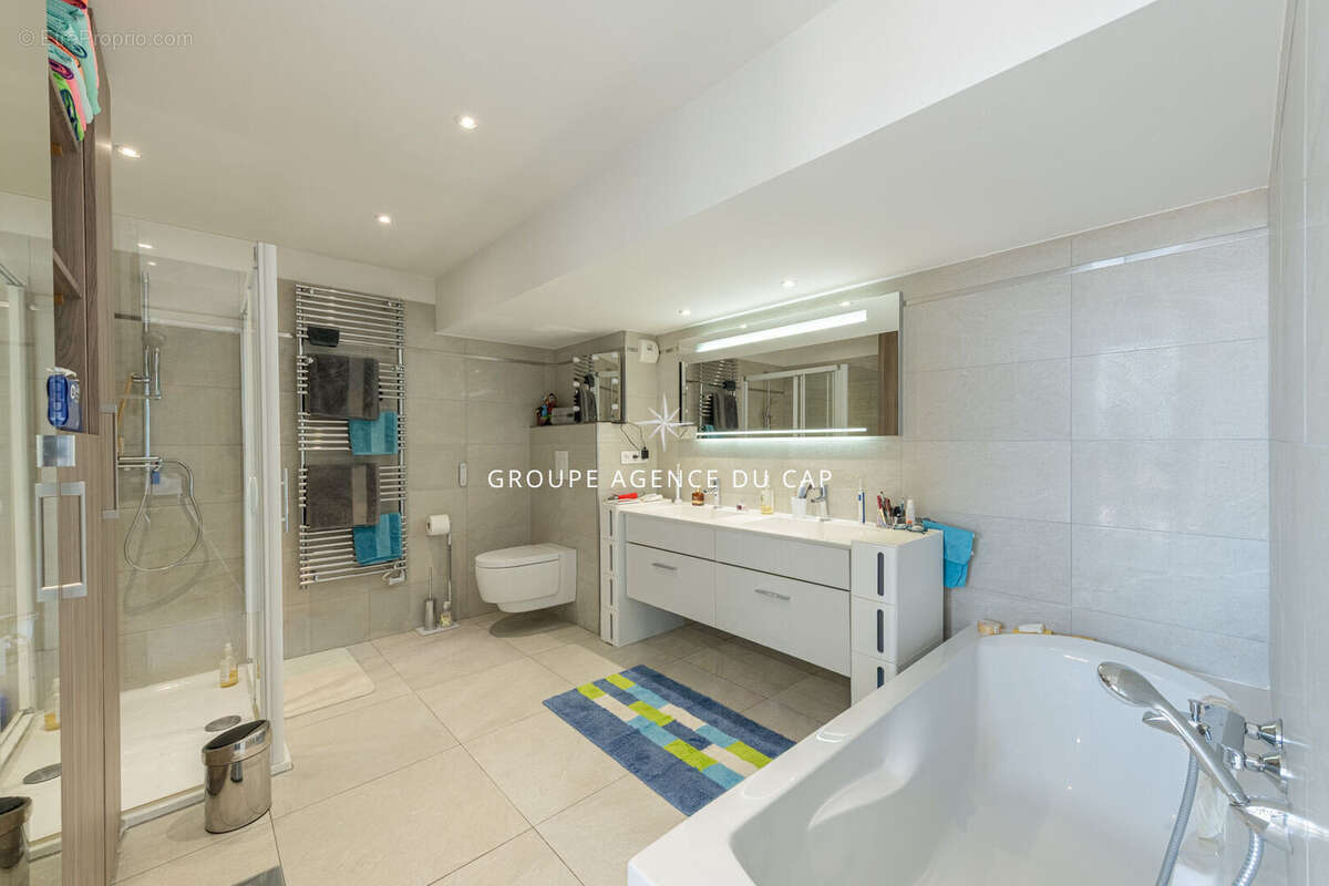 Appartement à SAINT-RAPHAEL