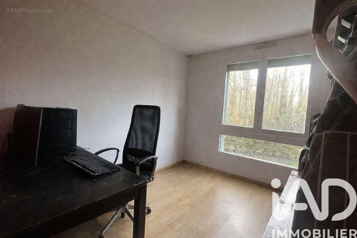 Photo 5 - Appartement à CORBEIL-ESSONNES