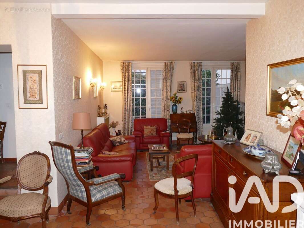 Maison 227 m² à Maisons-Laffitte  - photo 2