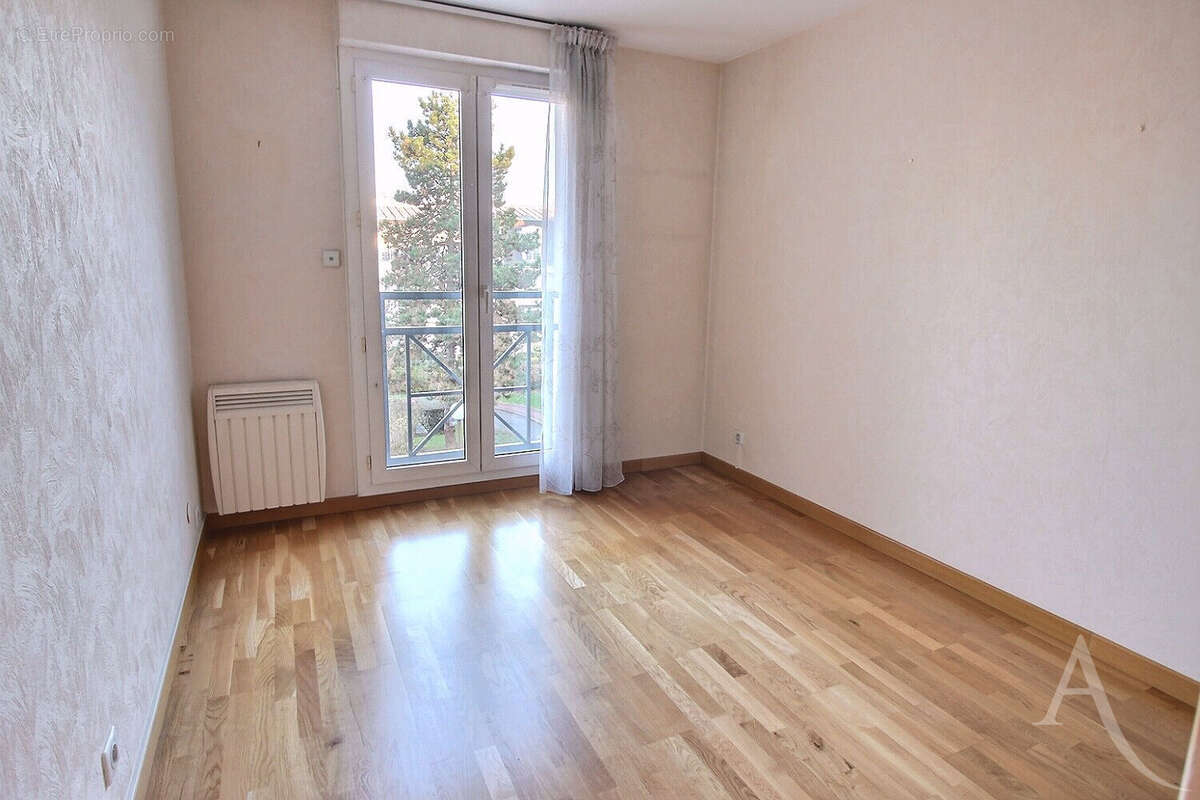 Appartement à THIAIS