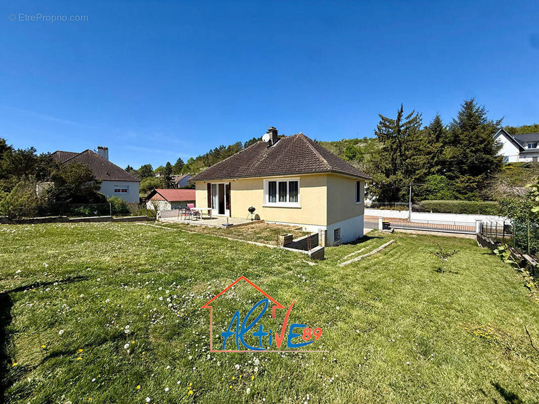 Maison à AUGY