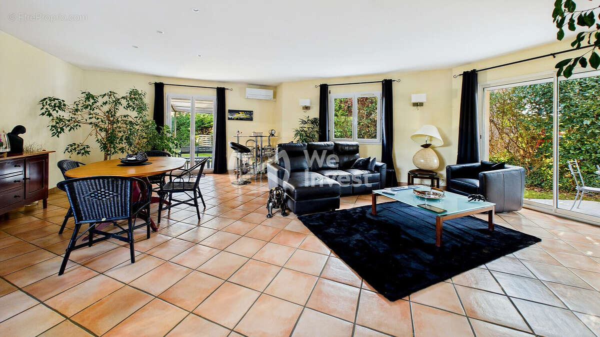 Maison à CORNAS