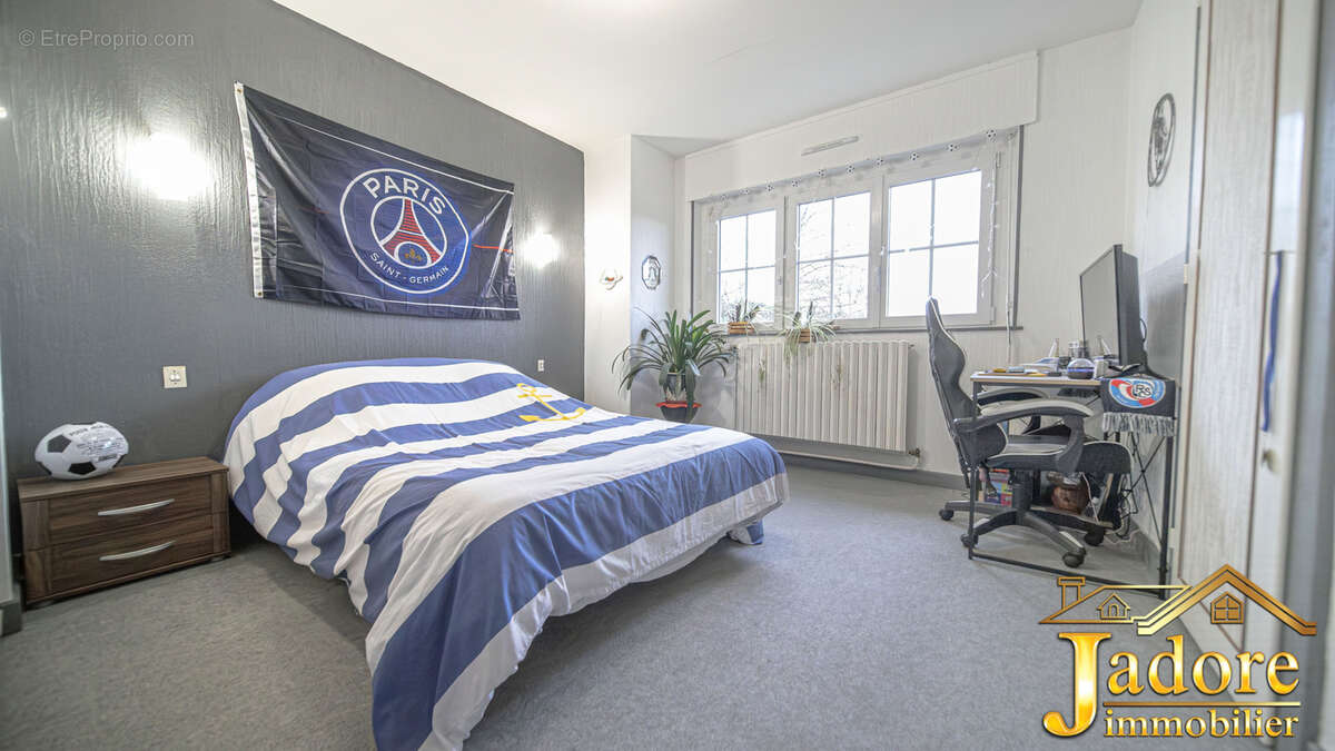Maison à RAVES