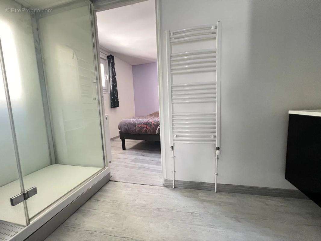 Maison à LES CLAYES-SOUS-BOIS