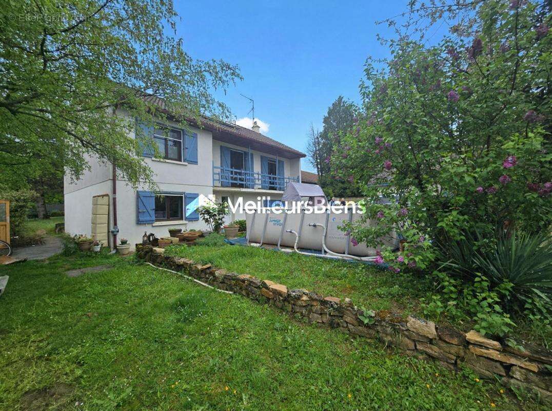 Maison à MAXILLY-SUR-SAONE