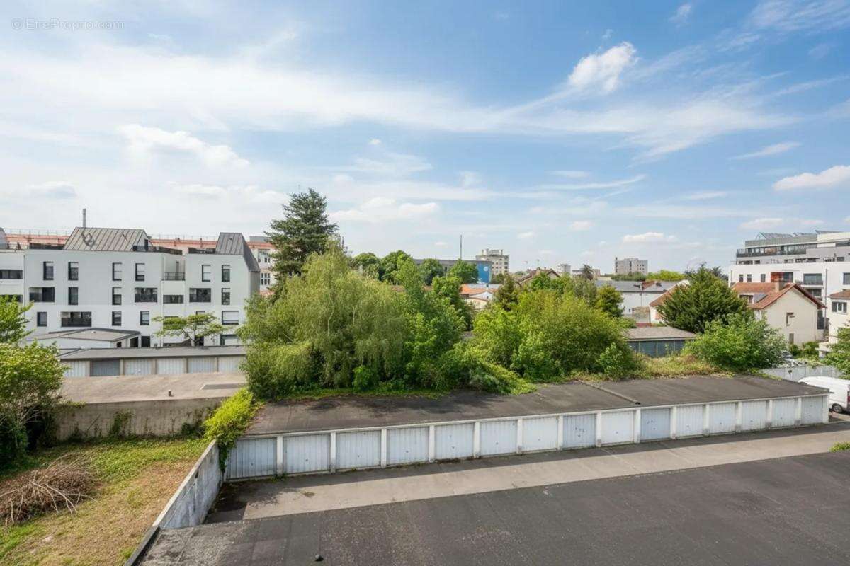Appartement à BONDY