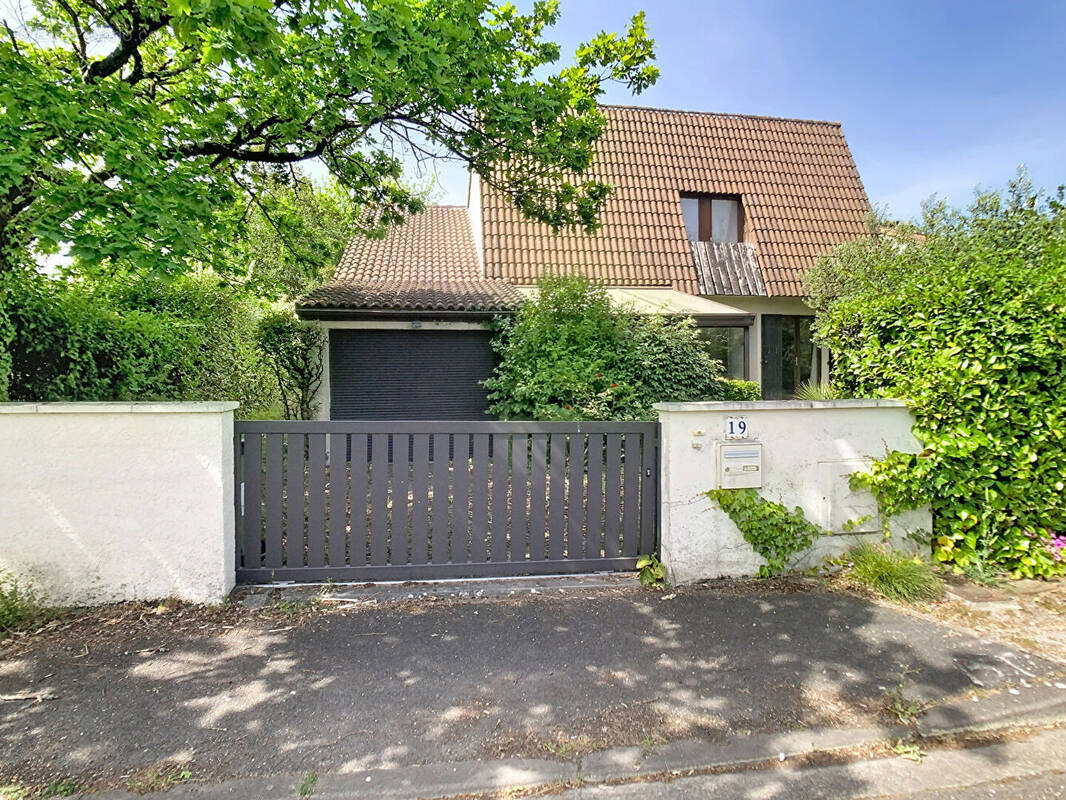 Maison à VILLENAVE-D'ORNON