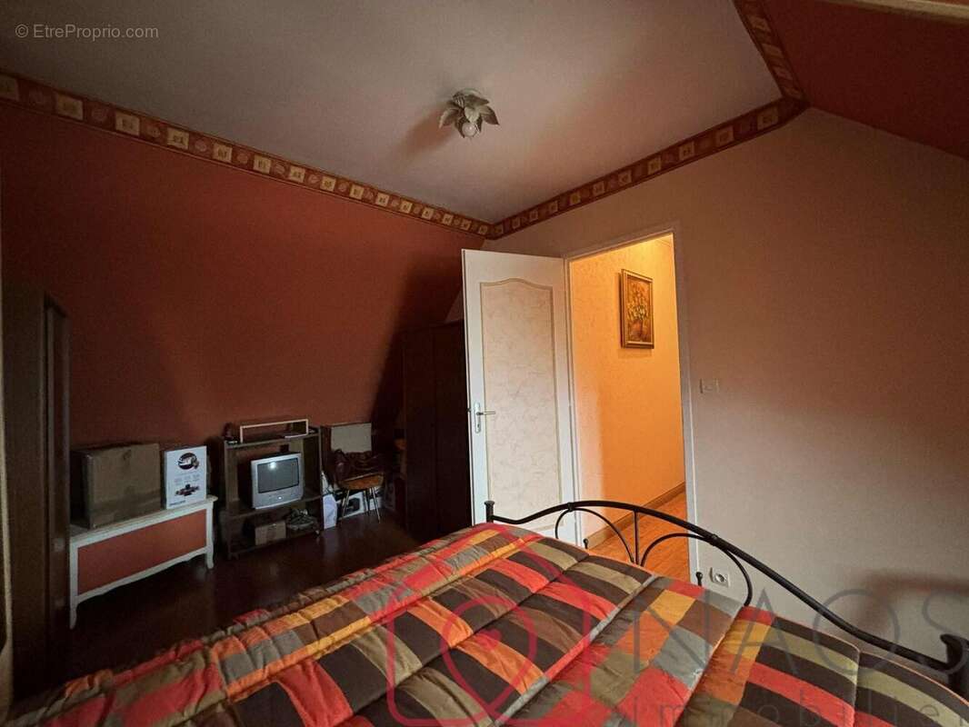 Maison à SAINT-PIERRE-EN-VAL