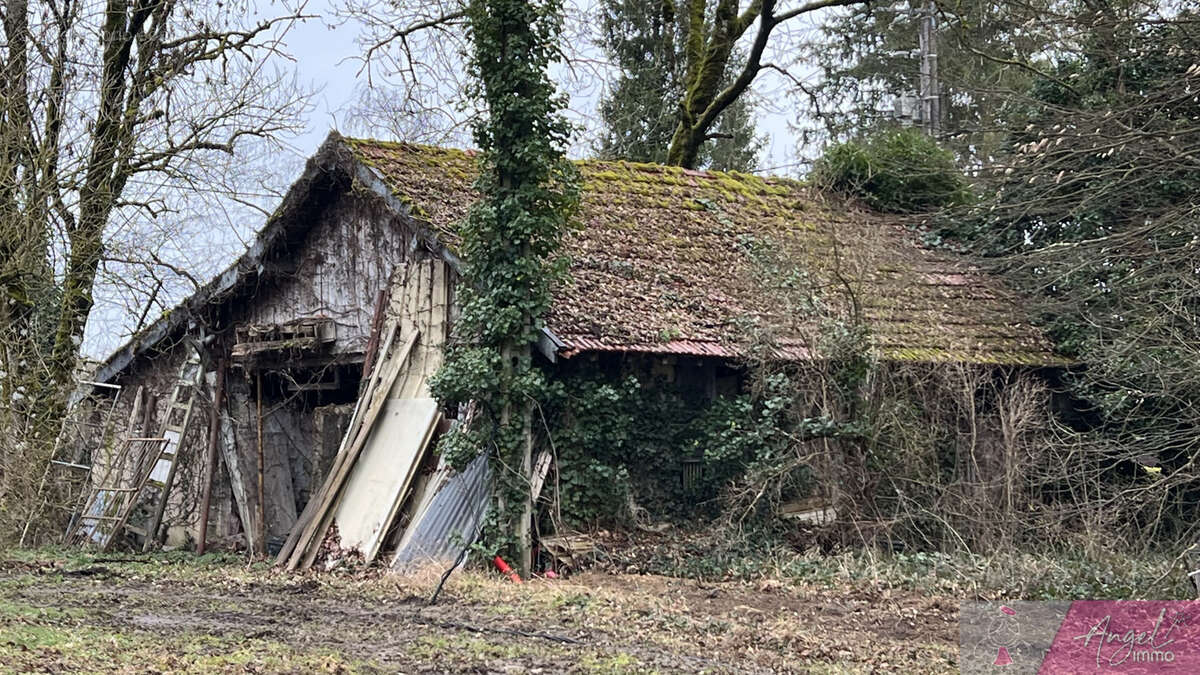 Maison à MONT-SOUS-VAUDREY
