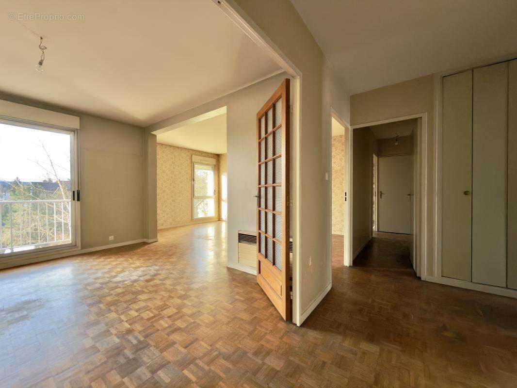 Appartement à FONTAINE-LES-DIJON