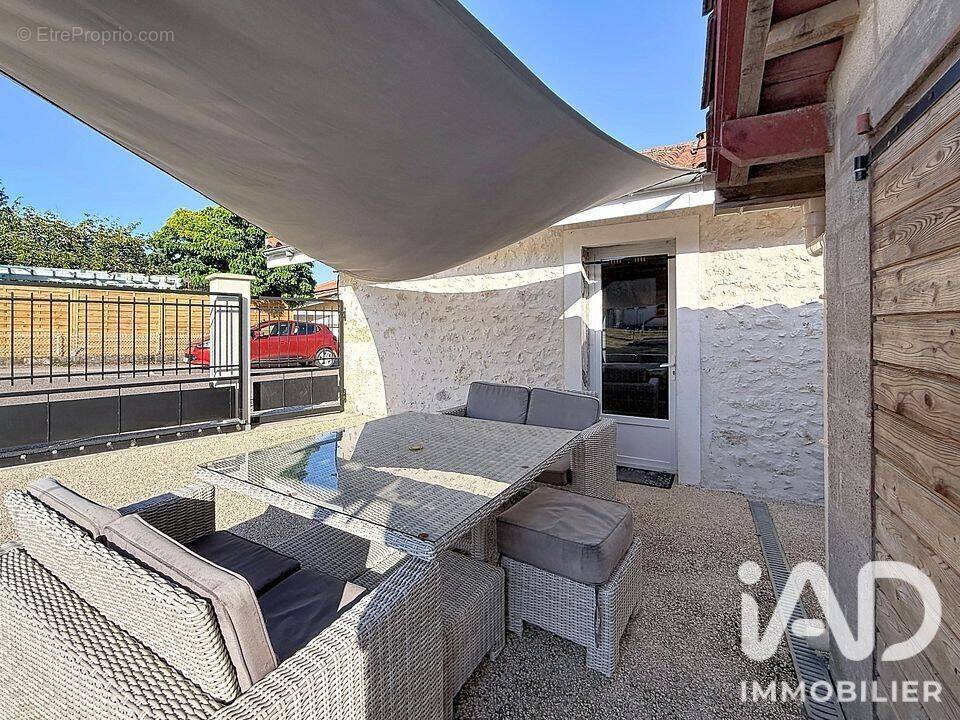 Photo 1 - Maison à HAUTEFAGE-LA-TOUR