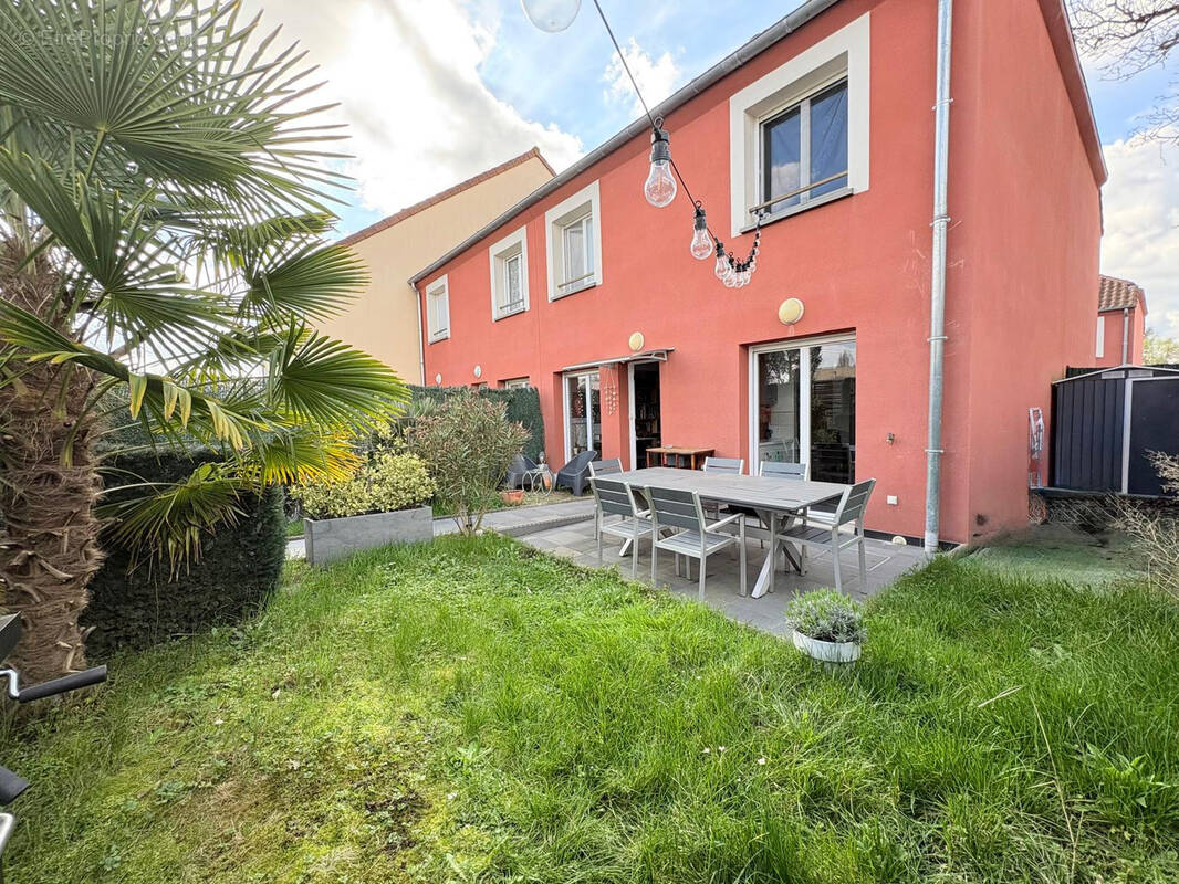 Maison à ARPAJON