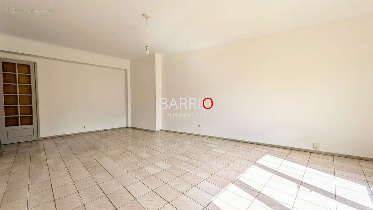 Appartement 80 m² à Palau-Del-Vidre  - photo 3