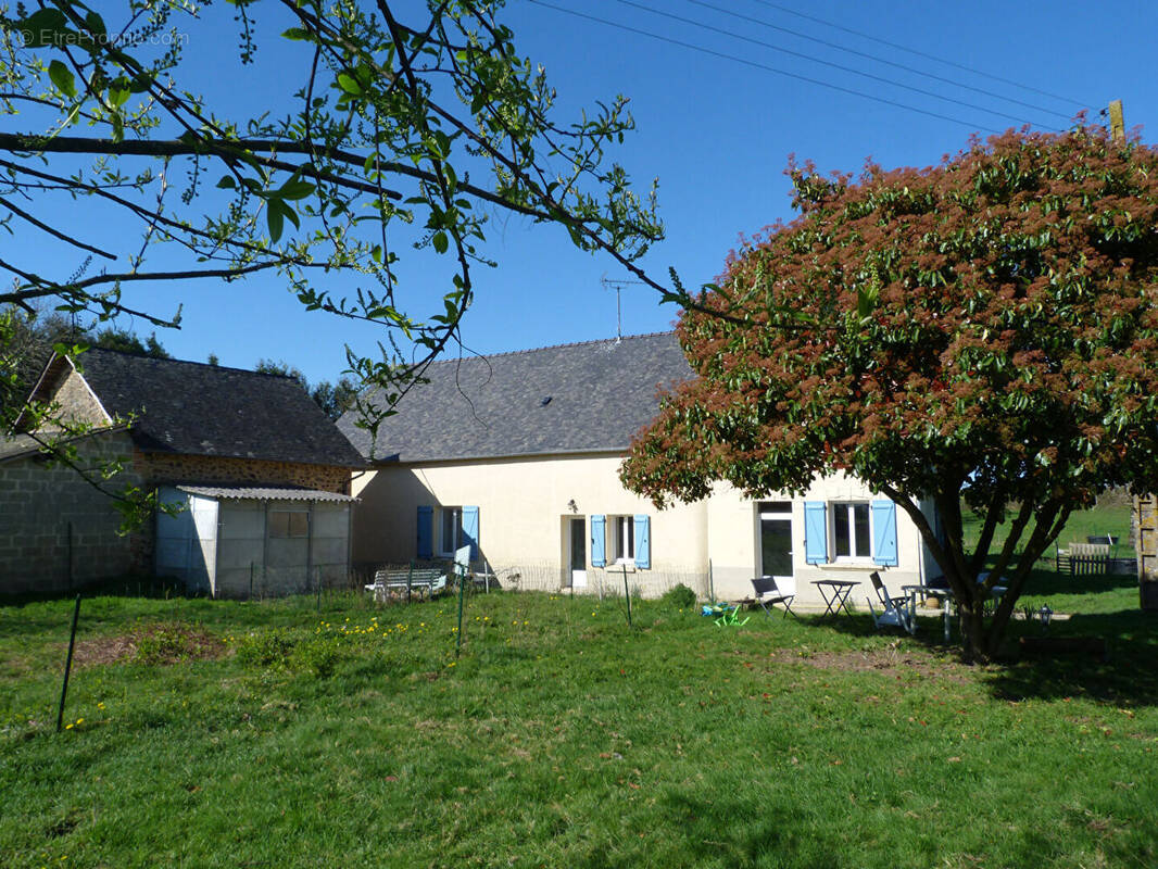 Maison à LIVRE