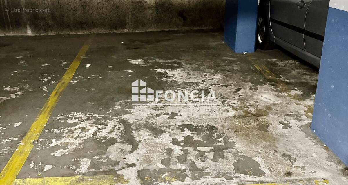 Vente en bloc de 9 parkings sous-sol dans le centre ville - photo 8
