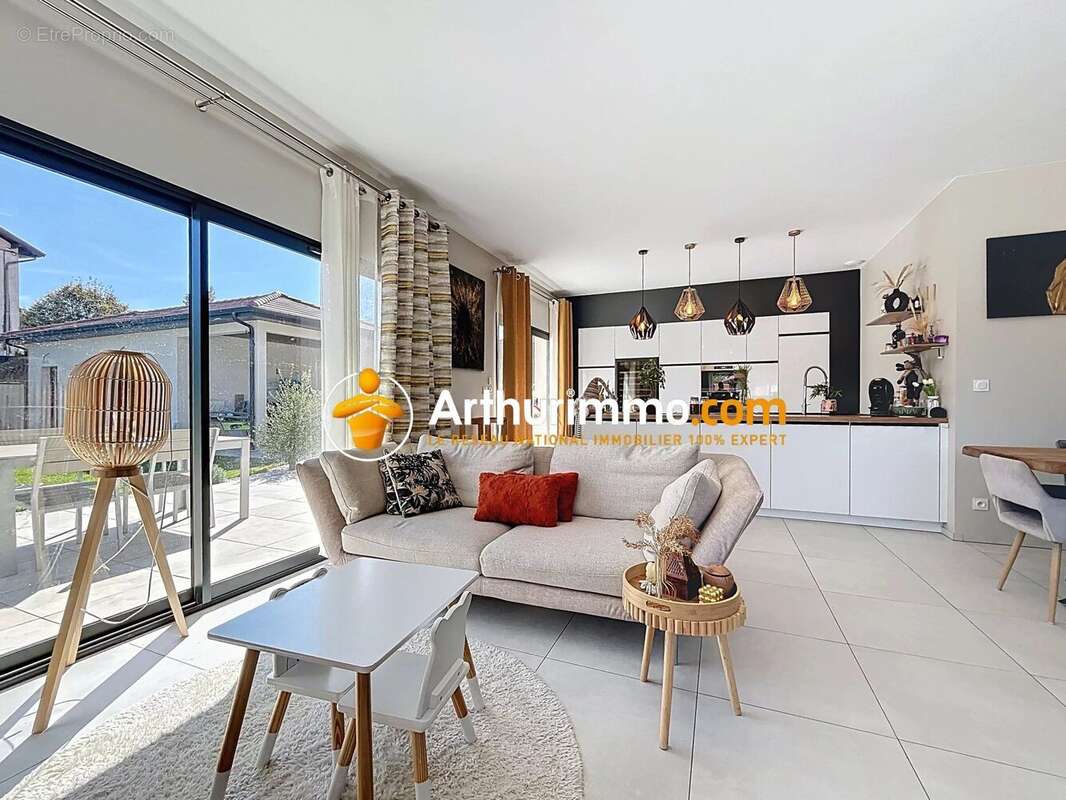 Maison à BOURGOIN-JALLIEU