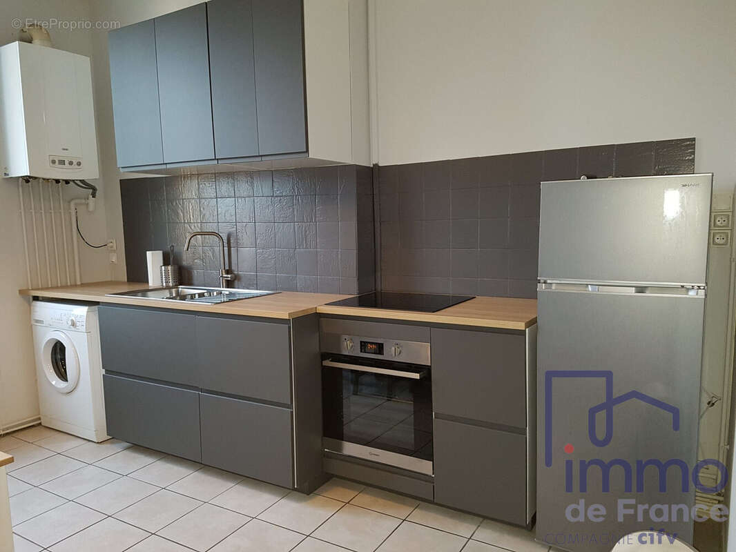 Appartement à SAINT-ETIENNE