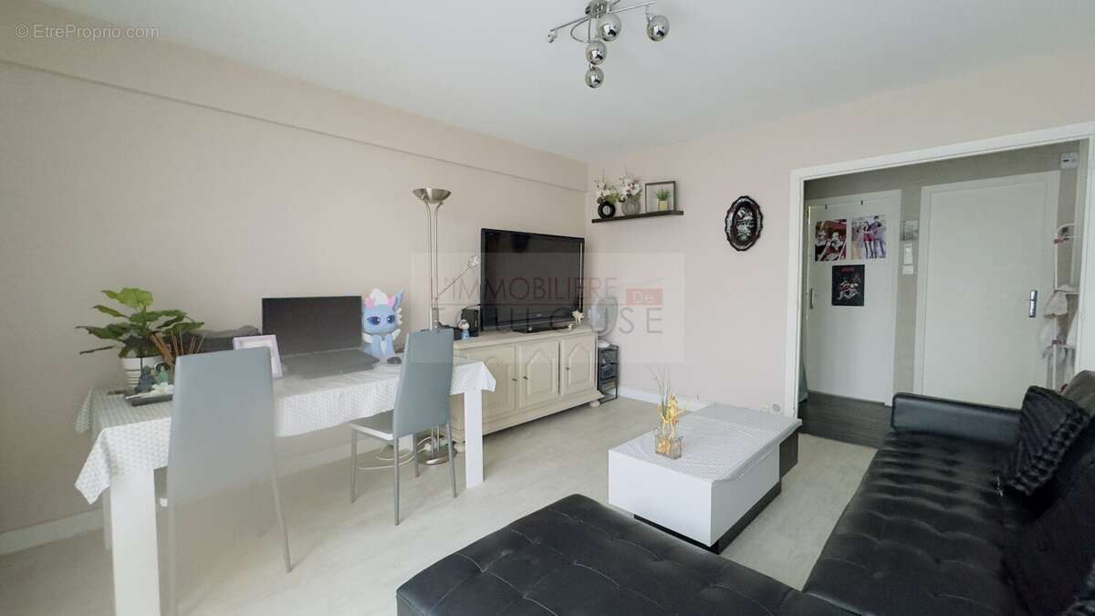 Toulouse  rangueil  t3 climatisé  parking privatif  cave  balcon - photo 10