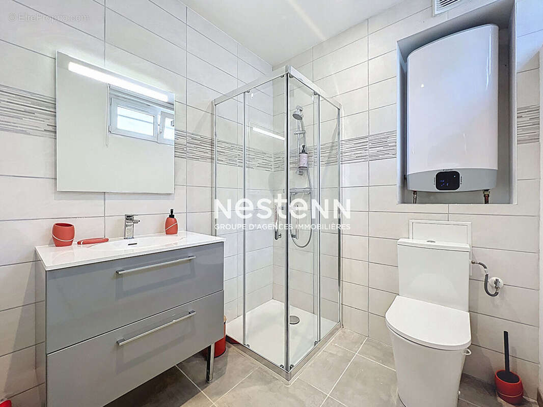 Appartement à VALLAURIS