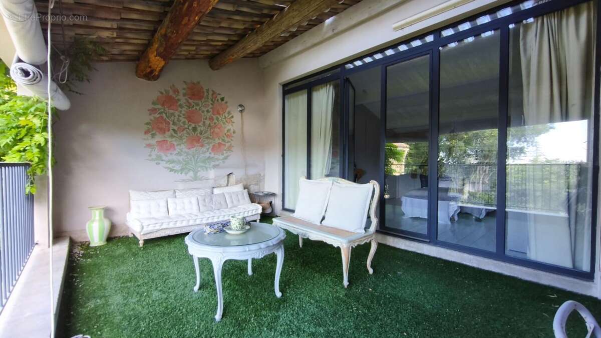 Au coeur d'Uzès maison en pierre rénovée - photo 7