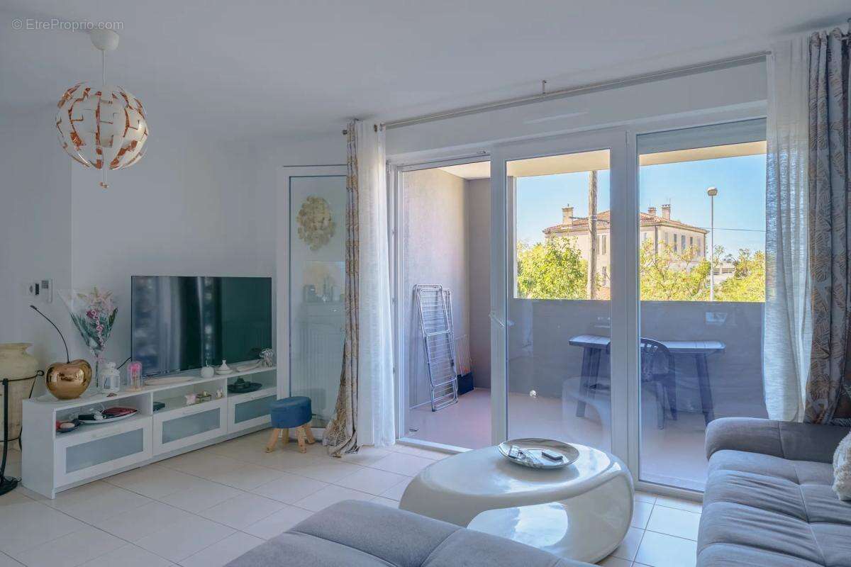 Appartement à MARSEILLE-13E