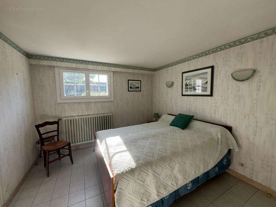 Maison à NEUVILLE-DE-POITOU