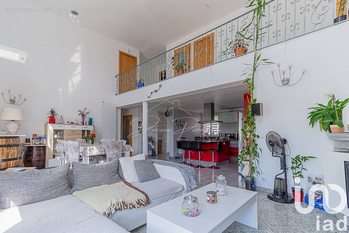 Photo 1 - Maison à MONTLIGNON