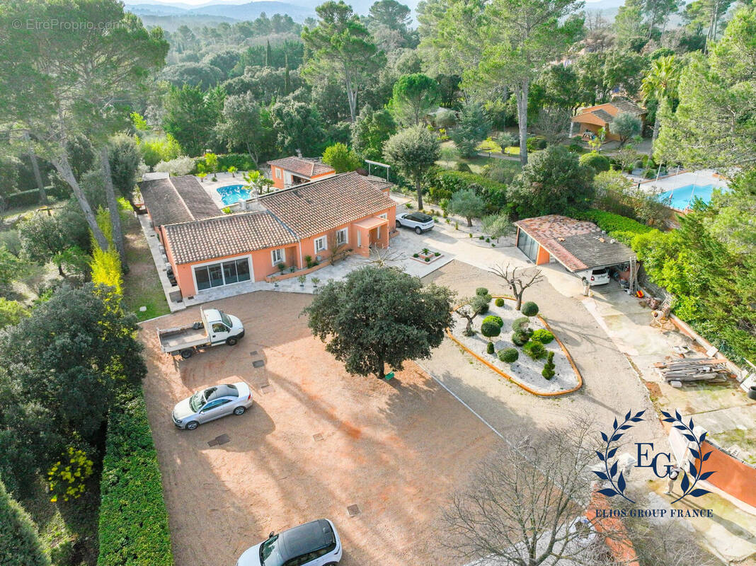 Maison à FLASSANS-SUR-ISSOLE
