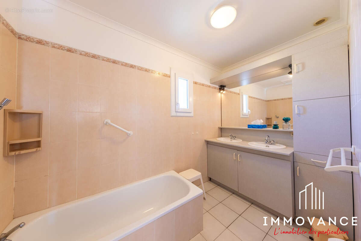 Maison à VENDARGUES