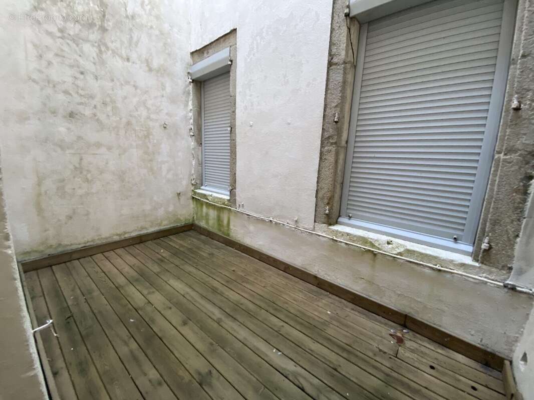 Appartement 38 m² à Aubenas  - photo 7