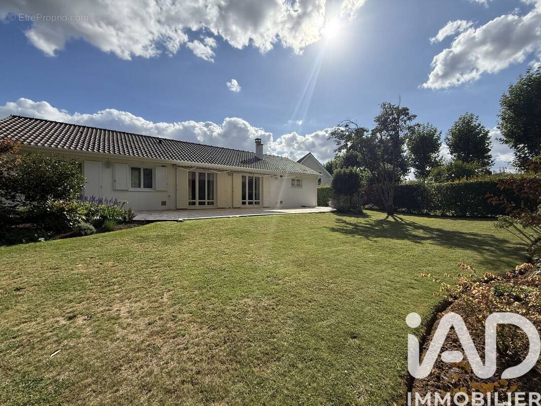 Photo 1 - Maison à SANTENY