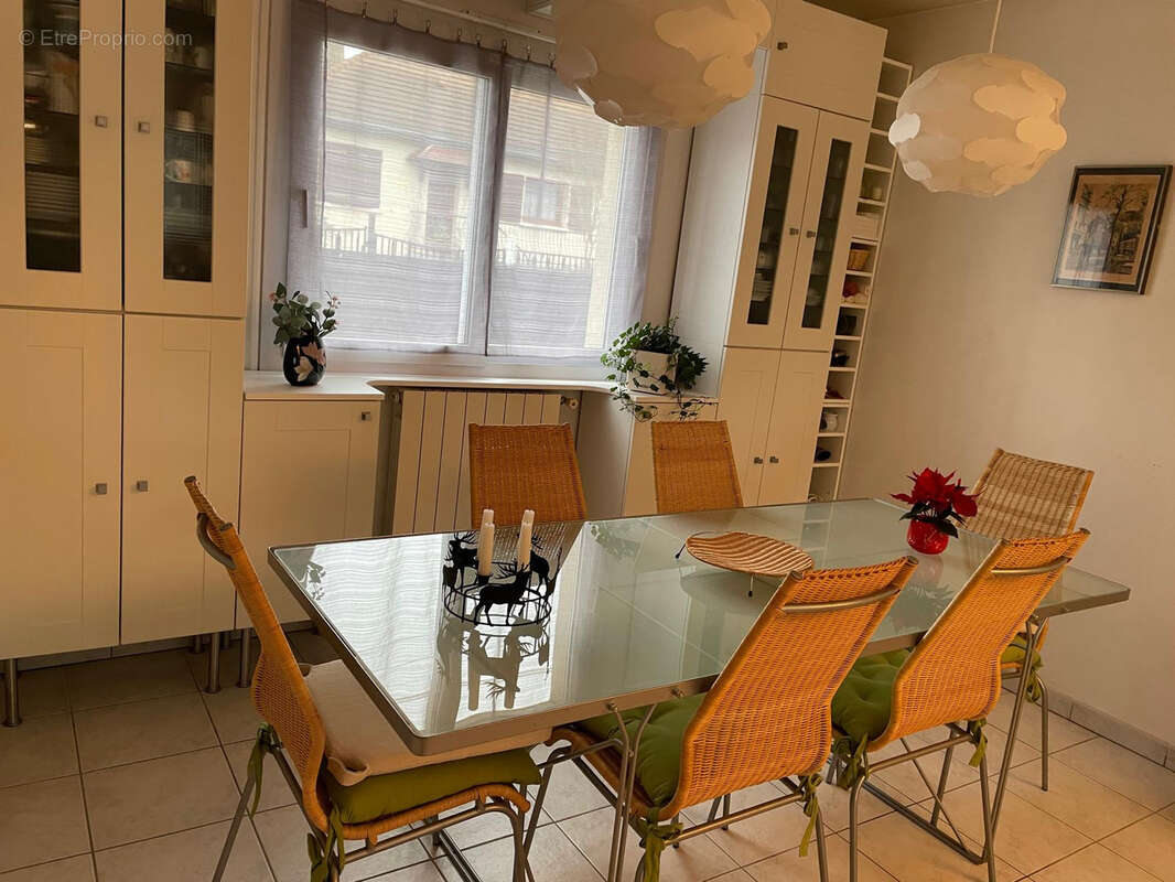 Maison à PARAY-VIEILLE-POSTE