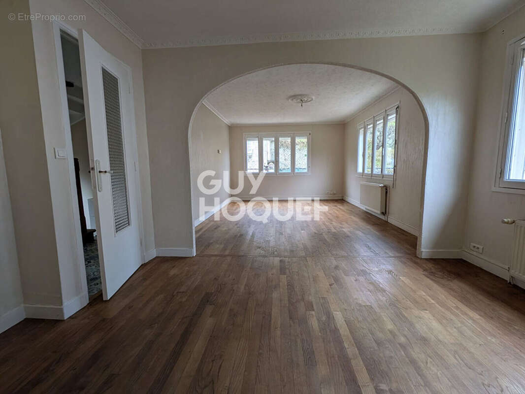 Maison familiale avec jardin et sous sol - dinan a pied - photo 2