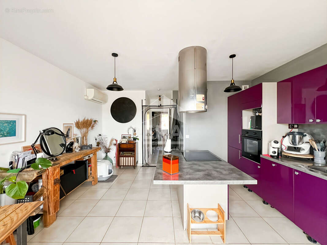 Appartement à LANCON-PROVENCE