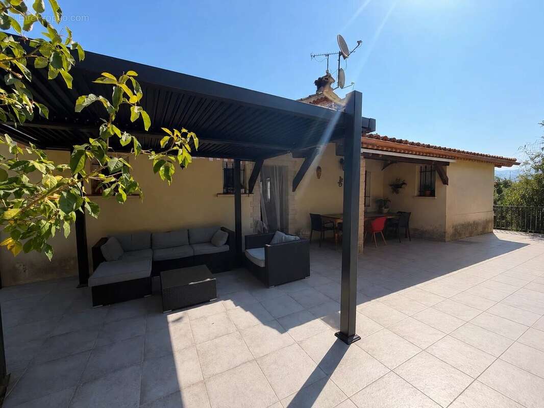 CONTES - Maison familiale - photo 2